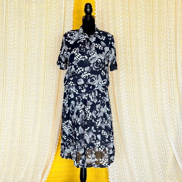 Vintage Alfred Dunner Sheer Black and White Rose Blouse & Skirt Set Size 8 & 10 - Picture 5 of 17